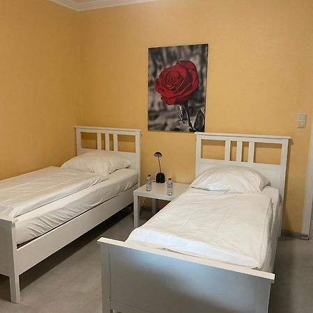 A&S Ferienwohnungen Roonstrasse Bonn Ngoại thất bức ảnh