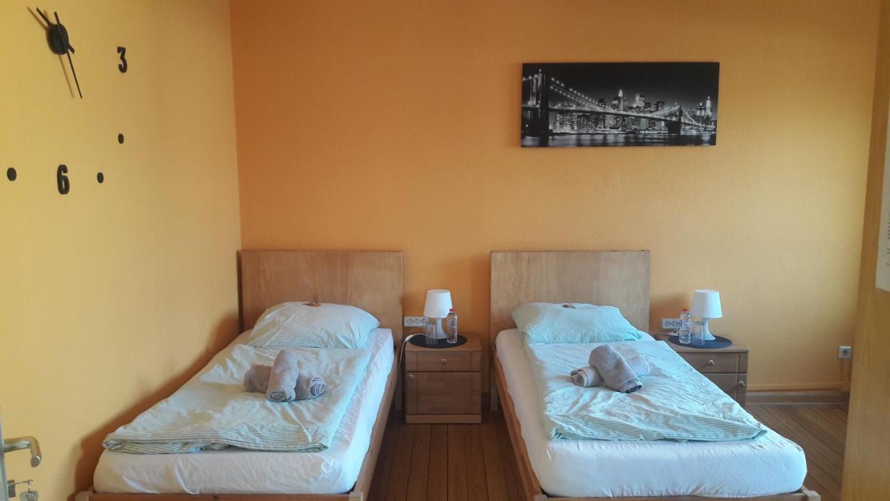 A&S Ferienwohnungen Roonstrasse Bonn Ngoại thất bức ảnh