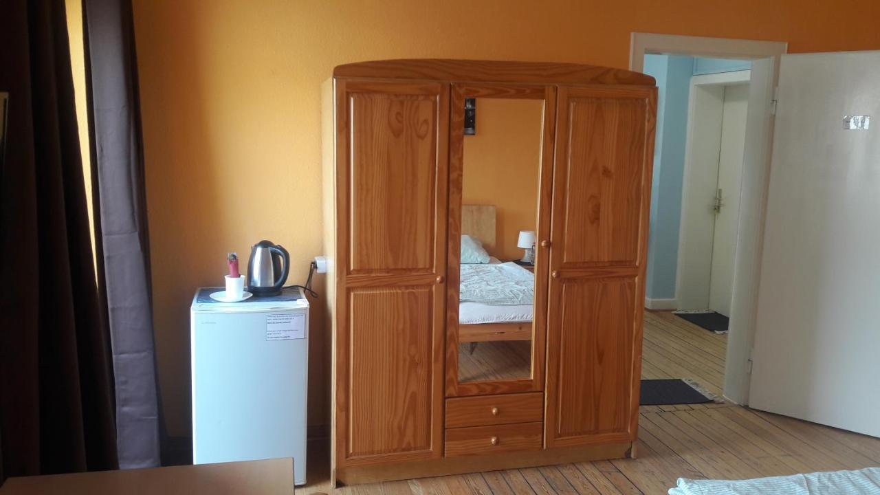 A&S Ferienwohnungen Roonstrasse Bonn Ngoại thất bức ảnh