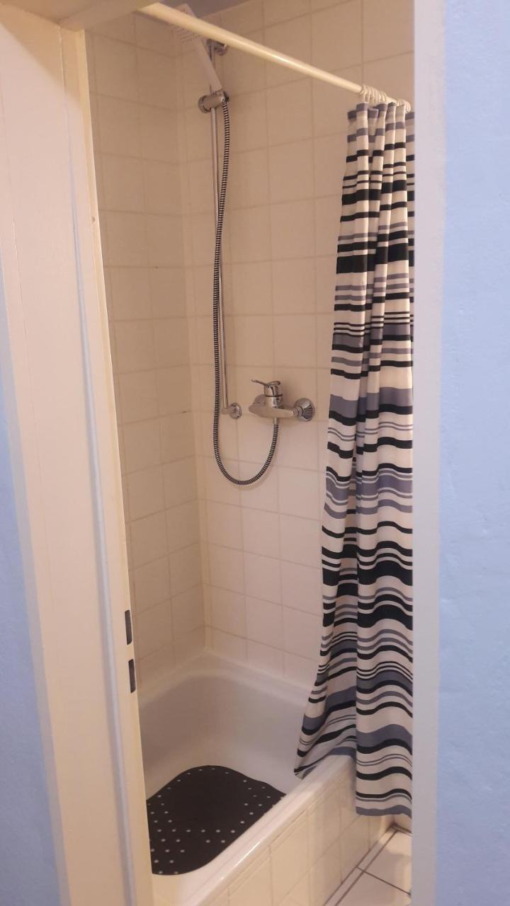 A&S Ferienwohnungen Roonstrasse Bonn Ngoại thất bức ảnh